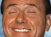 Berlusconi alle mamme: figli maestri comunisti!