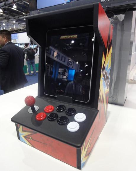 iCade iPad Arcade Cabinet ....