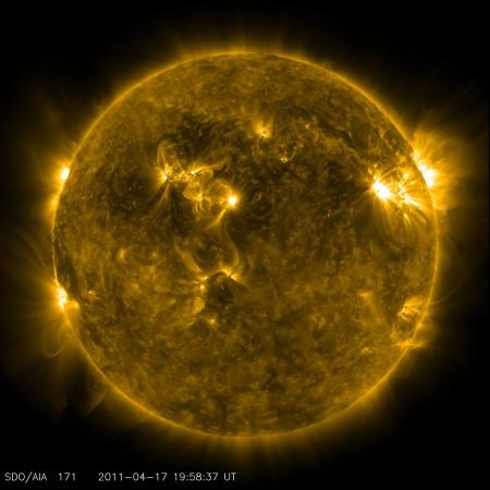 Le ultime immagini da SDO del nostro Sole