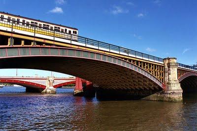 BLACKFRIARS RAILWAY BRIDGE