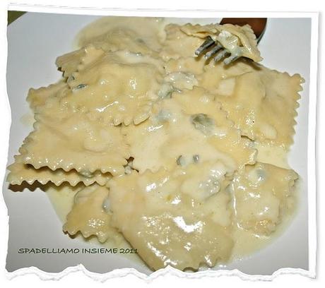 RAVIOLI ALLE PERE CON GORGONZOLA