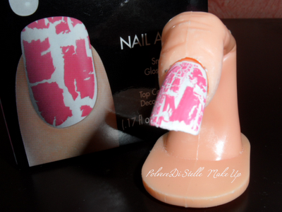 Review:NAIL ART KIT  White & Pop Pink PUPA