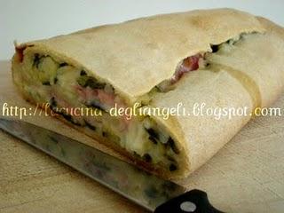 Strudel di zucchine con prosciutto di praga e caciocavallo