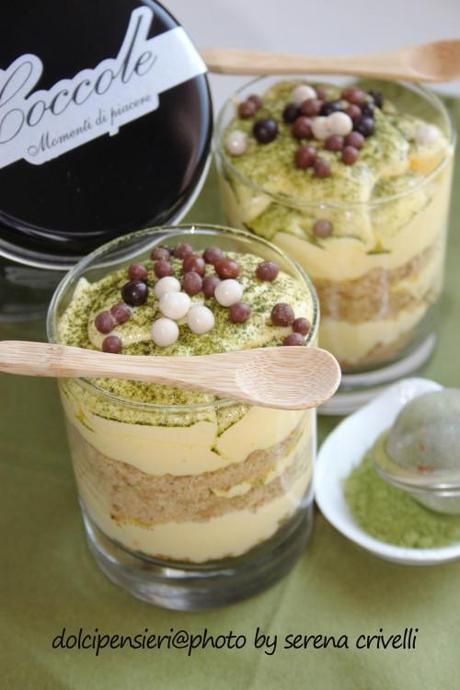 TIRAMISU’ CON DIGESTIVE E MATCHA di Dolcipensieri