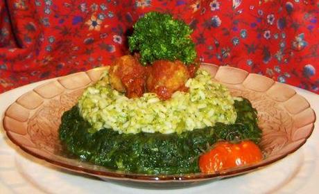Riso con i broccoli & polpettine al sugo di pomodoro