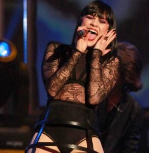 Jessie J si sta imputtanendo