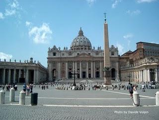 Sex and the Vatican - il libro che fa tremare la Chiesa