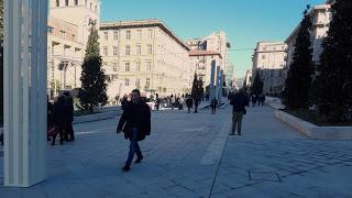 Una piazza è una piazza è una piazza è una piazza Una piazza è una piazza è una piazza è una piazza