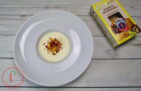Cubi di Polenta con salsa al Parmigiano e Speck Croccante Cubi di Polenta con salsa al Parmigiano e Speck Croccante