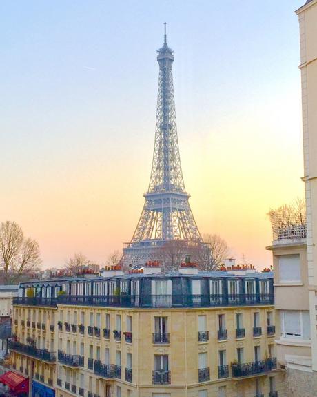 PARIGI D’INVERNO, TRA MUSEI, BISTROT ED UN ABBRACCIO D’AMORE PARIGI D’INVERNO, TRA MUSEI, BISTROT ED UN ABBRACCIO D’AMORE