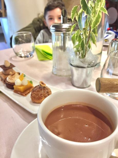 PARIGI D’INVERNO, TRA MUSEI, BISTROT ED UN ABBRACCIO D’AMORE PARIGI D’INVERNO, TRA MUSEI, BISTROT ED UN ABBRACCIO D’AMORE