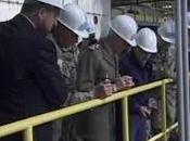 Acerra (NA) capo stato maggiore visita termovalorizzatore (21.04.11)