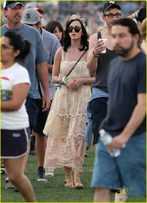 Coachella Music Festival: Star Looks