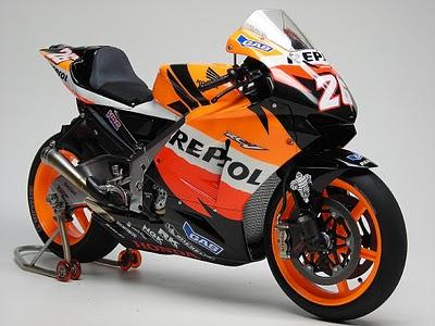 Honda RC 211V D.Pedrosa 2006 by Max Moto Modeling