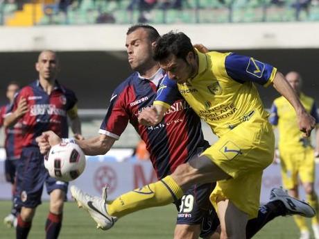 http://blog.guerinsportivo.it/wp-content/uploads/2011/04/Meggiorini-Mantovani-539x404.jpg