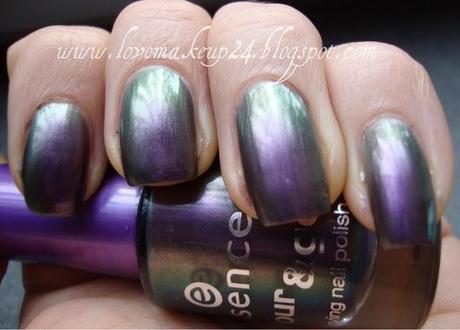 Essence n 43: Where is the party? swatch...