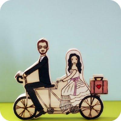 Visto su Etsy... 5 cake topper personalizzati