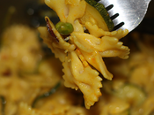 Farfalle, zucchine piselli