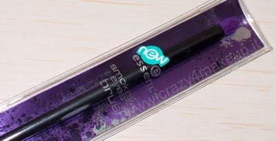 Review: Essence Smokey Eyes Brush