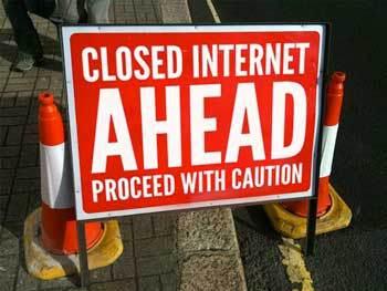 Internet città aperta dal 25 maggio dice Neelie Kroes
