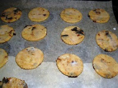 Biscotti al coriandolo e prugne