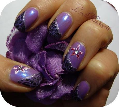 Nail art Easy Flower (in collaborazione con Tentazione Makeup)