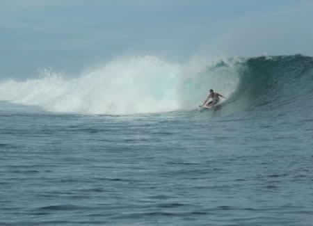 Surf a Desparations (Swimming pools) - Fiji