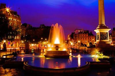 TRAFALGAR SQUARE