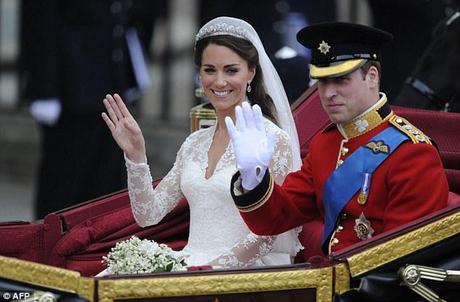 Lunga vita al Duca e alla Duchessa di Cambridge, SAR William Arthur Philip Louis Mountbatten-Windsor e SAR Catherine Elizabeth, nata Miss Middleton.