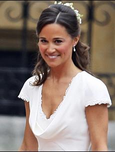 Il culo di Pippa Middleton oscura William e Kate