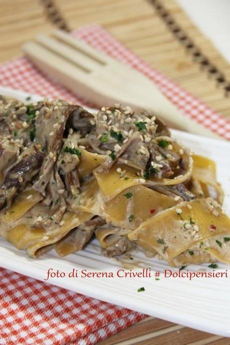 PAPPARDELLE FUNGHI PORCINI E SEMI DI SESAMO di Dolcipensieri