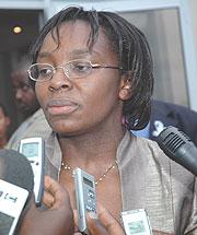 14143-1-3-Victoire-Ingabire-talki