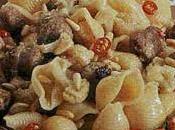 Conchiglie salsiccia pinoli