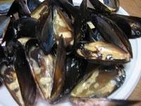 Le ricette di Pasqua: Cozze ripiene al sugo