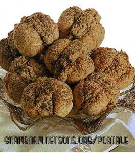 Piramide gelata di amaretti