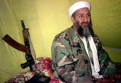 Barack Obama cattura Osama Bin Laden. L’America batte il terrorismo ma i dubbi serpeggiano