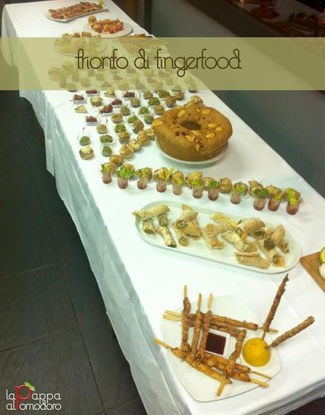 Trionfo di finger food: emozioni sensoriali Trionfo di finger food: emozioni sensoriali