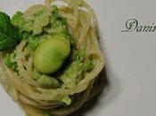Spaghetti pesto fave