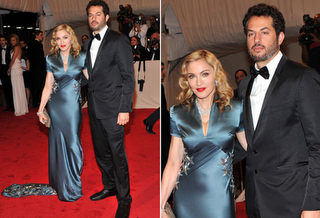 Met Ball 2011: Madonna ha la via lattea sulla gonna