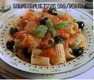 Paccheri con zucca e olive