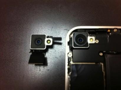 dis 2 410x305 iPhone 4 bianco disassemblato: hardware differente dal modello Black