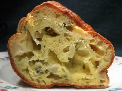 Ciambella di pere e formaggio