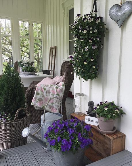 Vintage Nordic per una bella casa norvegese Sletten 27. Mai 2017 God ettermiddag ********************************* Have a nice afternoon