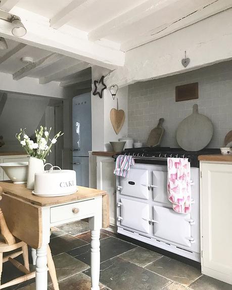 Un bellissimo cottage nella campagna inglese Happy Friday ❤️ have a great day all xxx
