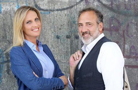INTERVISTA ESCLUSIVA A CHIARA GIALLONARDO, CONDUTTRICE DI “LINEA VERDE… VA IN CITTA'” SU RAI1 INTERVISTA ESCLUSIVA A CHIARA GIALLONARDO, CONDUTTRICE DI “LINEA VERDE… VA IN CITTA'” SU RAI1
