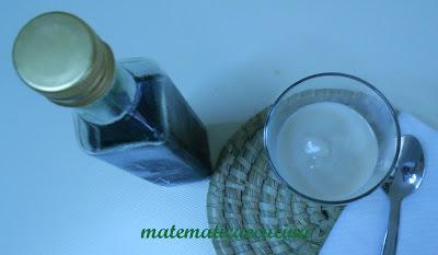 Crema di Latte al Mirto- Biancomangiare aromatizzato al mirto Crema di Latte al Mirto- Biancomangiare aromatizzato al mirto