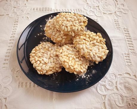 Biscotti senza glutine al riso soffiato Biscotti senza glutine al riso soffiato