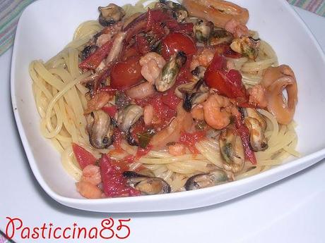 Spaghetti con i frutti di mare