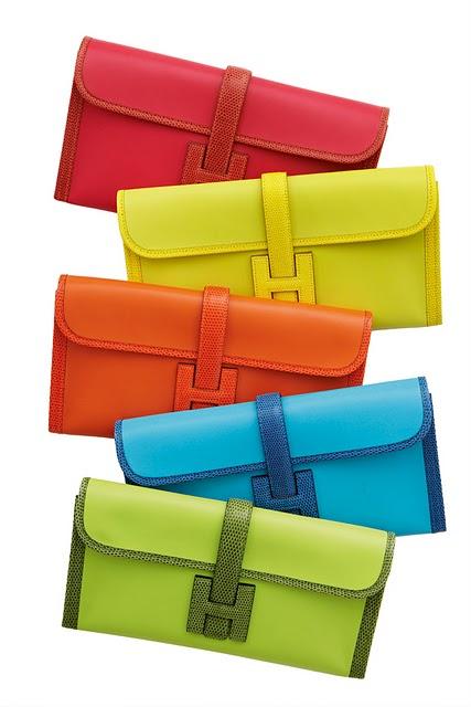 Fluo clutches