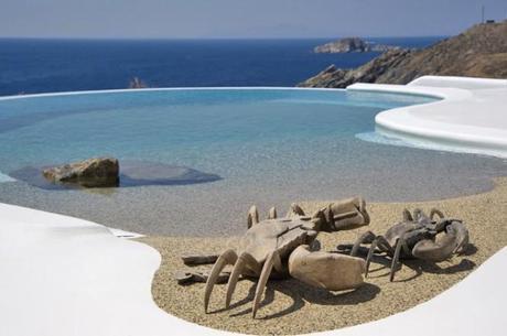 pool-sculpture-665x442 Room porn #19: Villa a Mykonos